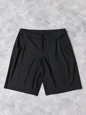 Lululemon Men’s Black Stretch Golf Performance Shorts 34